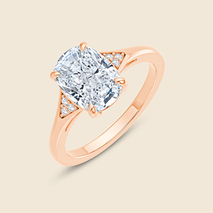 Bague Trilogy Statement à coussin allongé et trois diamants, 1,00 carat F-VS, en or massif 14K, pour mariée, mariage, fiançailles, soirée - Product Image 3