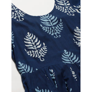 Anarkali Kurta estampado azul y blanco Tiene un cuello redondo mangas tres cuartos acampanado 100% algodón traje étnico indio - Product Image 4