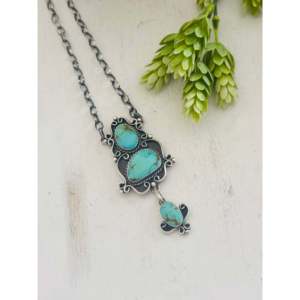 Collier Larry Kaye Kingman en turquoise et perles, or 18 carats, style religieux vintage, serti clos, chaînes en argent sterling plaqué rhodium - Product Image 3