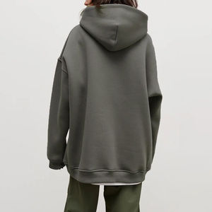 Ropa de calle en blanco con capucha ligera de secado rápido de gran tamaño para mujer estilo de hombro caído con impresión de logotipo personalizado - Product Image 3