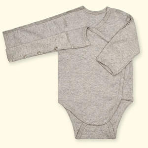 Vêtements adaptatifs pour enfants handicapés, récupération post-chirurgicale, robe de patient à manches longues, accès par boutons pression sur les côtés, jersey de chimiothérapie 100% - Product Image 5