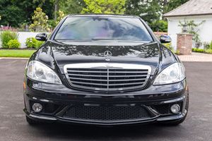 Mercedes-Benz S63 AMG 2008 Usado en Excelentes Condiciones, Sin Reserva, Motor V8 de 6.2 Litros, Equipado, de Propietario del Sur, Sin Modificaciones - Product Image 1