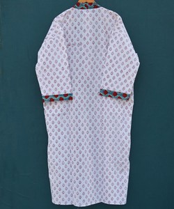 Vintage Unisex Kantha Chaqueta de algodón acolchado con estilo de invierno Kimono Robe Vestidos casuales hechos a mano-Venta al por mayor Ropa acolchada de algodón - Product Image 4