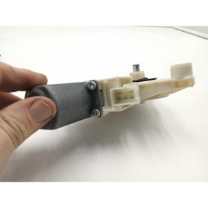 Moteur électrique de lève-vitre avant gauche MERCEDES Classe B W246 2ème série (12>) Bosch 0130822690 - Product Image 3