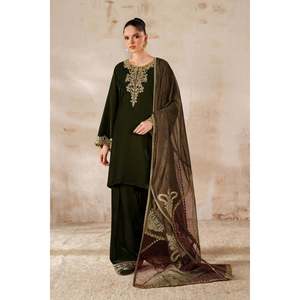 Conjunto de Traje de Terciopelo Bordado para Mujer PR-1210 - Product Image 1