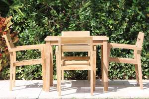 Juego de Mesa de Comedor Cuadrada de Madera de Teca Sólida para Exteriores, 4 Asientos, Muebles de Jardín Cómodos, Duraderos y Resistentes a la Intemperie - Product Image 3