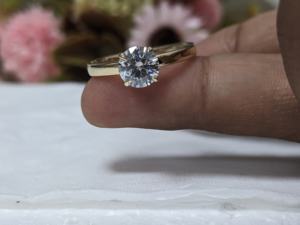 Bague en diamant certifiée IGI, diamant rond classique de 1 carat cultivé en laboratoire, bague de fiançailles solitaire, or jaune/blanc massif 14 carats - Product Image 1