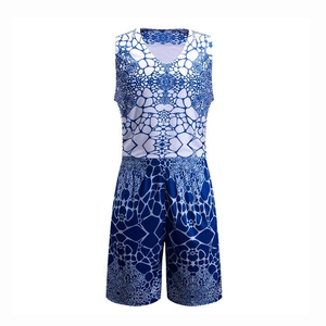 Mejor diseño personalizado Logo impresión Reversible baloncesto uniforme conjunto cómodo poliéster ropa deportiva adultos XS al por mayor - Product Image 2