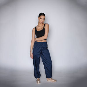 Pantalones de calentamiento medio de verano 2024 para mujer, transpirables, de secado rápido, planos, delanteros, holgados, XL/de talla grande, hechos de algodón de nailon grueso - Product Image 4