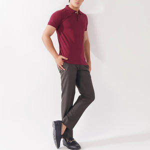 2025 algodón poliéster de alta calidad para hombres para Polos ODM/OEM ropa de calle informal camisa de Golf de punto con patrón sólido - Product Image 4