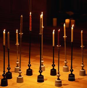 เชิงเทียนโลหะทรงเรียวขนาดสูงใช้สำหรับตกแต่งบ้านและคริสต์มาสโต๊ะไฟสีดำเคลือบเทียน - Product Image 2