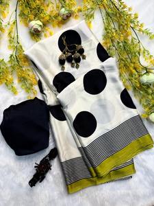 Sari exclusif en soie satinée traditionnelle indienne du Japon Saree élégant pour les fêtes d'été d'hiver de la boutique - Product Image 4