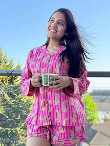 Conjunto de Shorts y Top de Manga Larga con Estampado Floral Indio en Bloque, Ropa de Dormir y Descanso, Color Rosa Intenso, Leopardo, Guepardo - Product Image 6