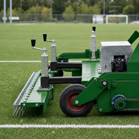 Machine de compactage de gazon synthétique de 1900 mm avec rouleaux à pointes doubles pour terrains de sport - Prix de dépôt