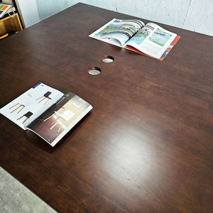 HBMN031 Escritorio Doble Moderno y Minimalista, Muebles de Oficina de Diseño Contemporáneo, Patas de Metal y Madera de Melamina para Uso Hospitalario - Product Image 6