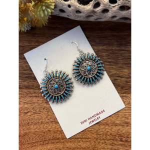 Pendientes Colgantes de Plata de Ley y Turquesa Philander Gia con Diseño Floral para Regalo - Product Image 3