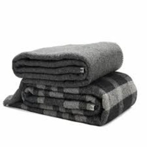 Mantas de lana suiza de alta calidad hechas de lana resistente suave cálido duradero para mantas cálidas de invierno por harshit International - Product Image 1