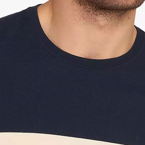 Camiseta de verano de diseño único para hombre, camiseta de Bajo MOQ, camiseta de tela cómoda hecha en Pakistán - Product Image 4