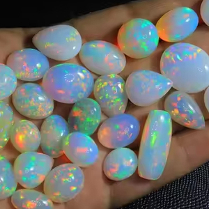 Opale de feu Welo d'Éthiopie naturelle de bonne qualité, taille brillante, pierre précieuse en vrac, grande taille 5-8 carats MG-NU048 Mehrajudin Gems Indian - Product Image 4