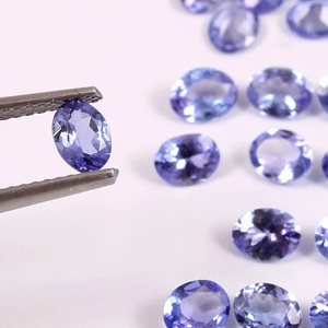 หินอัญมณีธรรมชาติเจียระไนทรงรี6x8มม. สีฟ้าแทนซาไนต์เจียระไนแบบเหลี่ยมเพชรพลอย - Product Image 2