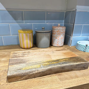 Planche à découper en bois de manguier massif rustique, épaisse et robuste, pour la cuisine, le restaurant, l'hôtel, la préparation des aliments - Product Image 1