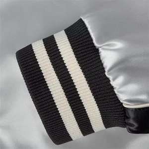 Blouson de baseball pour hommes personnalisé veste universitaire en satin avec doublure matelassée logo brodé col montant en toile pour l'hiver - Product Image 4