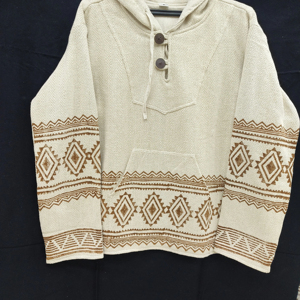 Pull à capuche en crochet à rayures d'alpaga pour femmes Style décontracté d'hiver texturé avec motif PDF de décoration de bouton - Product Image 1