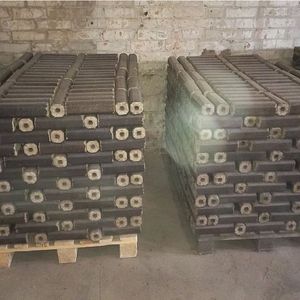 Briquettes de bois-Briquettes d'écorce de qualité supérieure et briquettes de sciure de bois. - Product Image 3