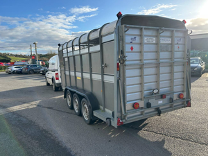 Remorque agricole de qualité supérieure à trois essieux de 14 pieds pour bétail, prix usine, remorque tractée par tracteur pour matériel agricole destiné à l'exportation - Product Image 6