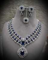 STUNNING SPARKLES - Conjunto de Collar y Pendientes de Lujo de Doble Capa con Cuentas de Latón y Cadena, Estilo Moderno para Bodas, para Mujer