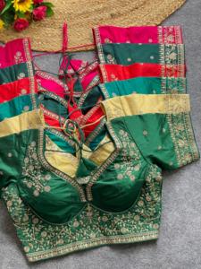 เสื้อเบลาส์มี Jari สีโรสโกลด์เส้นด้ายและเสื้อคอวีทำมือเปิดด้านหลังด้วยลวดลายคาโตริที่เป็นเอกลักษณ์ - Product Image 5