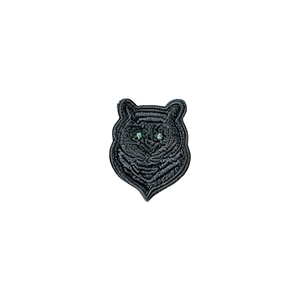 Parches Bordados Personalizados con Diseño Vibrante de Teoría de Color RGB RYB para Gorras y Bolsos de Mezclilla - Chenilla Ecológica para Coser en Forma de Corazón - Product Image 4