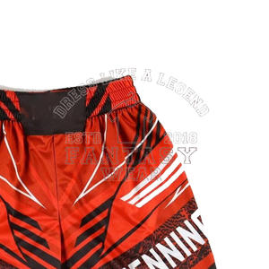 Shorts de boxe MMA sublimés tendance et confortables, parfaits pour la boxe, le MMA et le kickboxing, avec design personnalisé. - Product Image 6