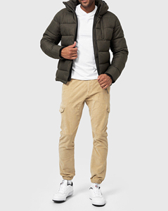 Color liso Color personalizado Tamaño y su logotipo Colección de invierno Chaqueta acolchada Hombres Chaqueta acolchada de burbuja para hombre - Product Image 1