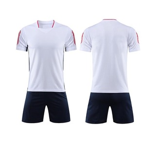 Colección de ropa de fútbol al aire libre cómoda y elegante personalizada con impresión de logotipo de estilo superior - Product Image 1