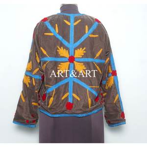 Veste d'hiver bohème en velours brodée à la main avec un motif floral, coque en coton, écologique, cadeau d'anniversaire pour femme - Product Image 5