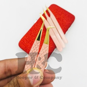 Venta superior Pinzas de pestañas Mega Volumen de acero inoxidable Mango de agarre de diamante Logotipo personalizable Pinzas de pestañas sostenibles MINK - Product Image 1