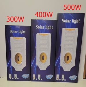 Lampe solaire de rue LED 300W 500W avec capteur de mouvement, étanche, tout-en-un, avec poteau - Product Image 6