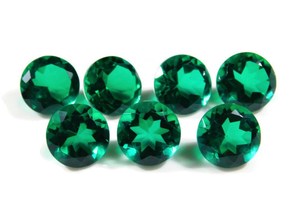 Alta calidad alto grado 2mm Micro corte esmeralda laboratorio creado Nano cuarzo piedras preciosas excelente brillo verde sintético para joyería - Product Image 3