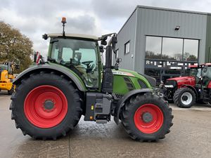 Tracteur agricole Fendt 4x4 à transmission par engrenages, 20 CV, haute productivité, garantie 3 ans - Offre Spéciale - Product Image 6