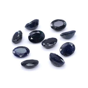 Saphirs noirs naturels non traités, ovales et en forme de poire, 5x7mm et 6x8mm, taille facettée calibrée, hauteur 8mm - Product Image 1