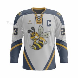 Meilleure vente Ensemble d'uniformes de hockey sur glace pour hommes avec design personnalisé Fabriqué au Pakistan Service OEM disponible - Product Image 5