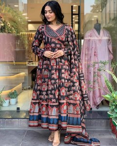 ชุดคลุมอนาลกาลิจากผ้าฝ้ายปากีสถานสำหรับผู้หญิงเดรสอินเดียยาวถึงพื้นพร้อมลูกไม้ตกแต่งด้านบนสไตล์ซักได้ - Product Image 5