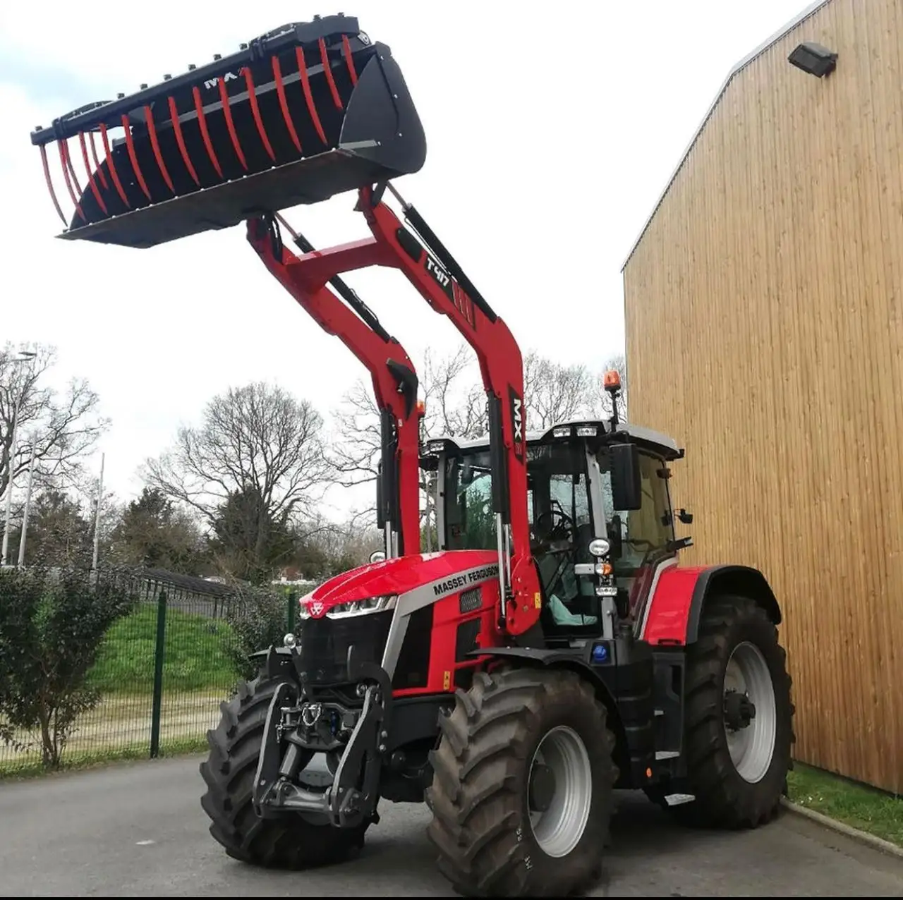 Trator usado massey Ferguson 290 120HP 4WD roda fazenda pomar trator compacto máquinas agrícolas MF290 MF385