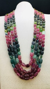 Collar de Cuentas Geométricas Hecho a Mano, Joyería Colorida en Capas para un Regalo Unisex con Estilo a Precio de Descuento - Product Image 5