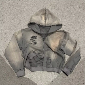 Sudadera con capucha para hombre, personalizada, vintage, lavada, con efecto desgastado por el sol, con logo frontal, de algodón 100% de alto gramaje, oversize, con pedrería y resistente al viento - Product Image 2
