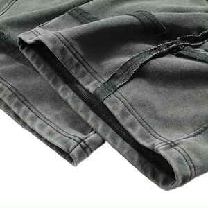Venta al por mayor a granel de logotipo personalizado de 5 pulgadas en pantalones cortos de nylon para correr-220GSM pantalones cortos de gimnasio reflectantes para hombres - Product Image 2