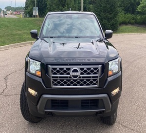 NISSAN FRONTIER SV KING CAB 4X4 2024 D'OCCASION CÔTÉ GAUCHE/CÔTÉ DROIT - Product Image 1