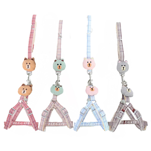 Pettorina di Lusso per Cani con Design Orsetto Kawaii XL/XXL, Guinzaglio in Poliestere con Fantasie a Quadri e Tinta Unita, Traspirante e Personalizzabile per Passeggiate con il Cane - Product Image 1