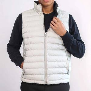 Chaqueta sin Mangas Acolchada de Invierno con Logotipo Personalizado al por Mayor para Hombre, Chaqueta sin Mangas Cómoda para Uso en Exteriores y Casual - Product Image 4